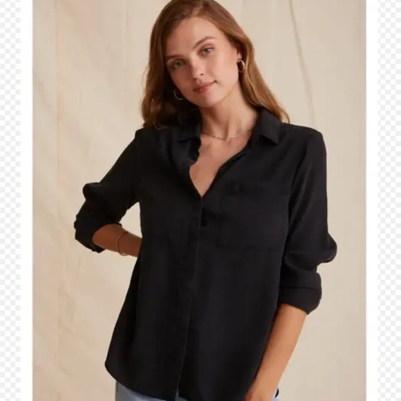 BELLA DAHL FLOWY GAUZY RESORT-WEAR STYLISH BLACK RAYON BLOUSE BUTTON-UP EUC - Picture 1 of 7